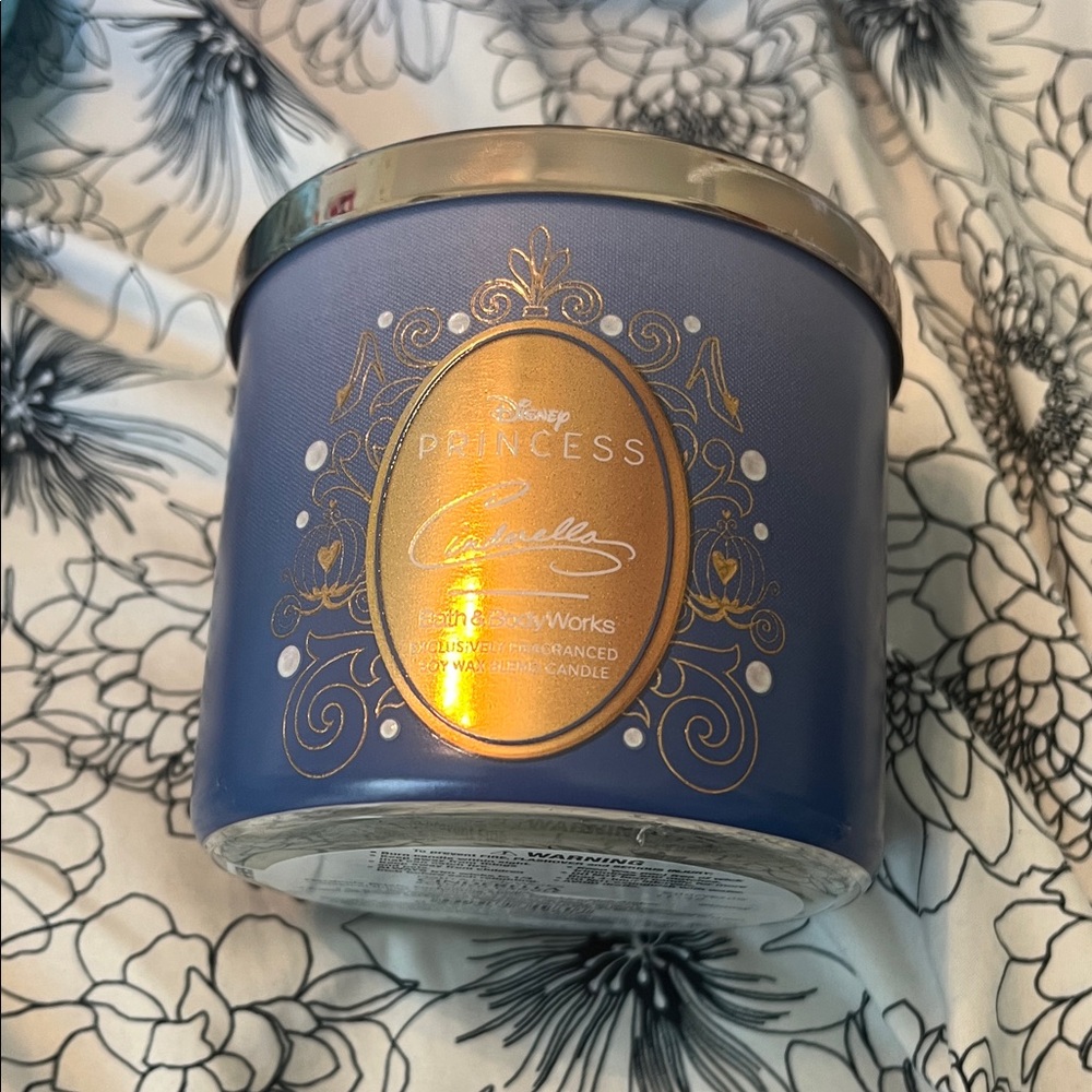 Bath & Body Works Cinderella Blue and Gold 3-Wick Jar Candle